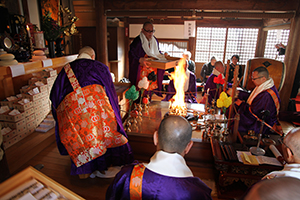 円泉寺　聖徳太子節分会